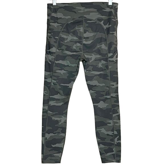 Athleta Ultimate 7/8 Tights High Waist Camo Leggings Stash Pockets Size M - Picture 2 of 10